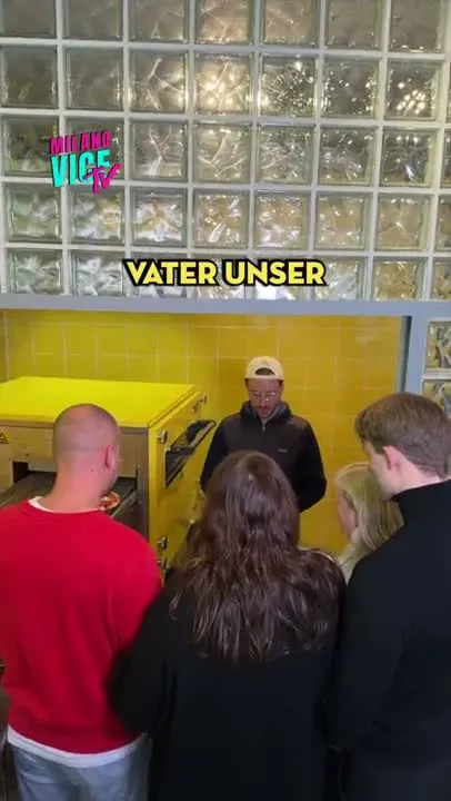 Under Construzione